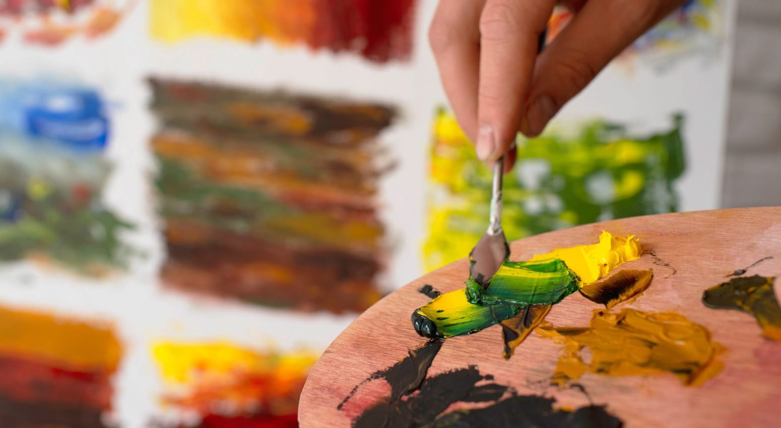 Handcrafted & Artistic Painting_